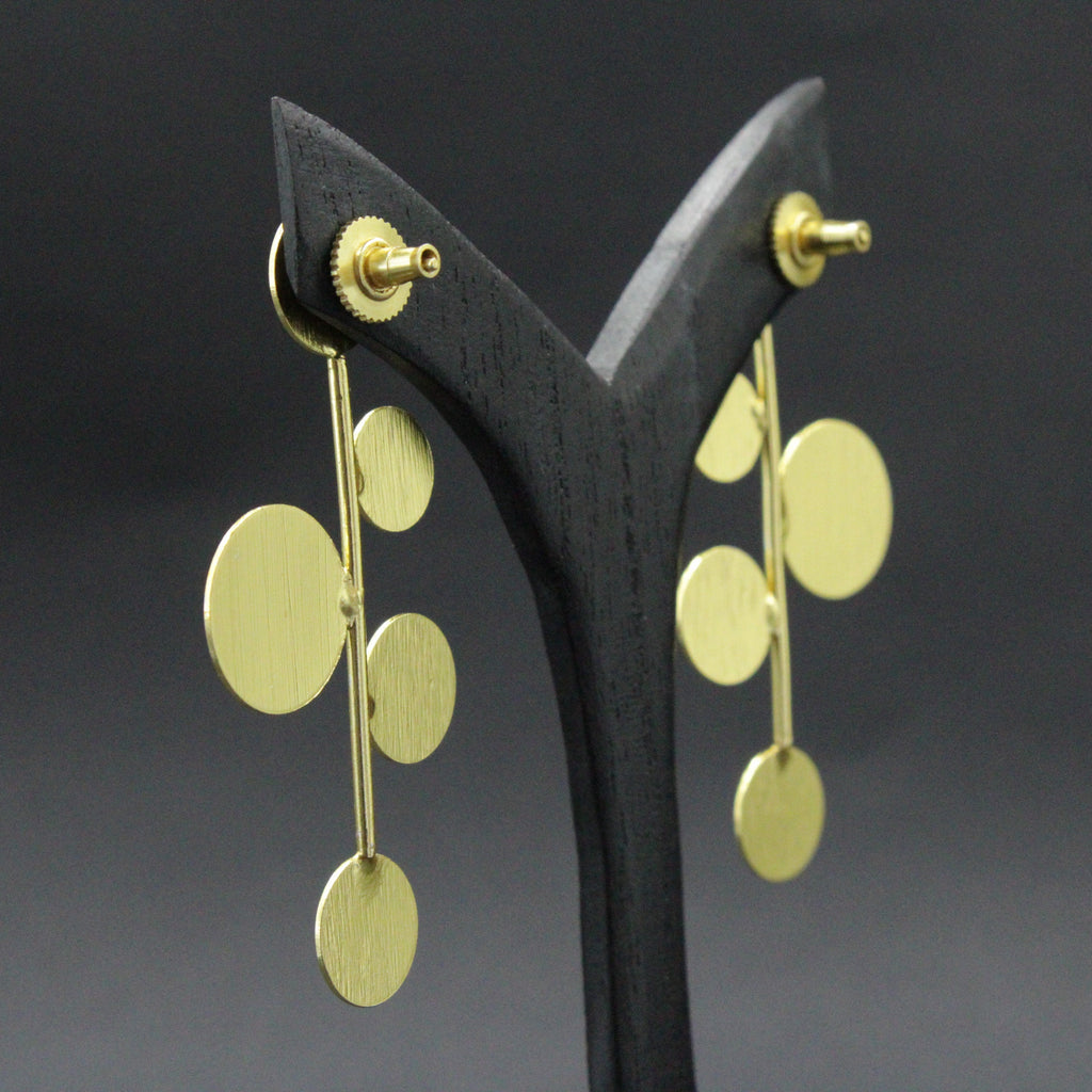 Pendientes DECO bañados en oro - Diseño con carácter