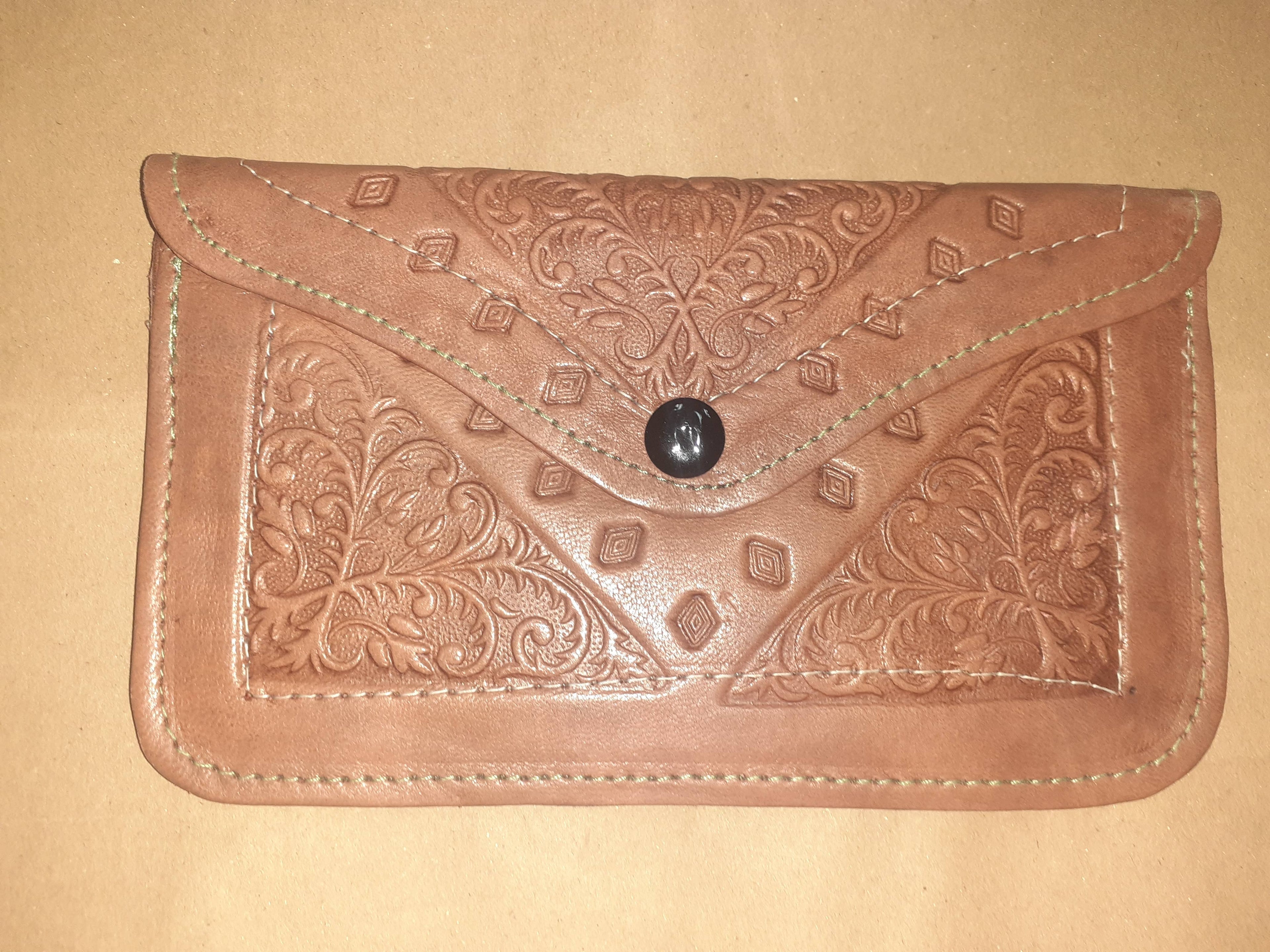 Cartera de boton Grande